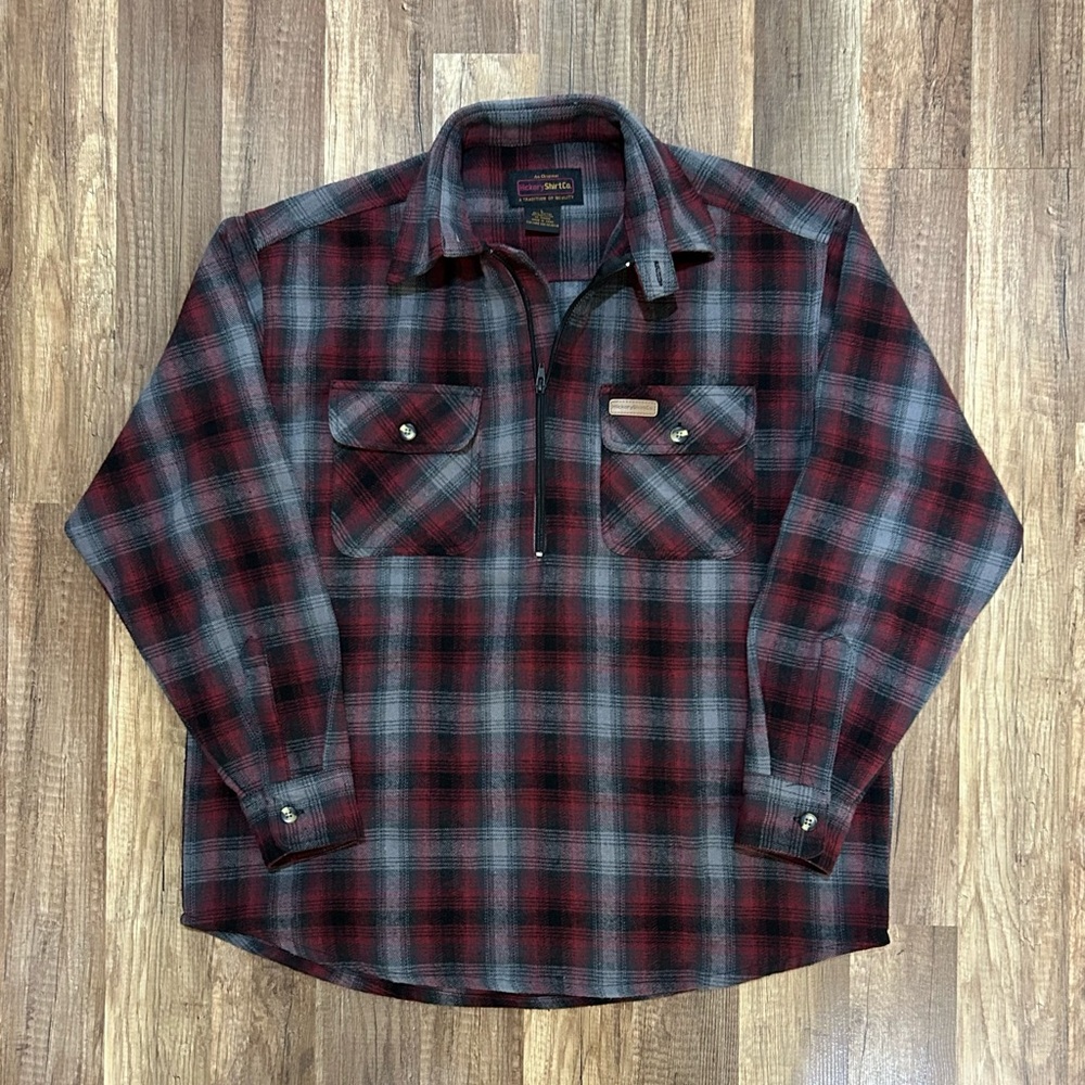 Hickory Shirt Company - 1/2 Zip - LARGE - In perfect/like new condition!
